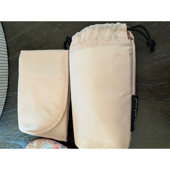 Petunia Pickle Bottom Disney Cinderella Pink Floral Backpack Diaper Bag - Picture 10 of 10